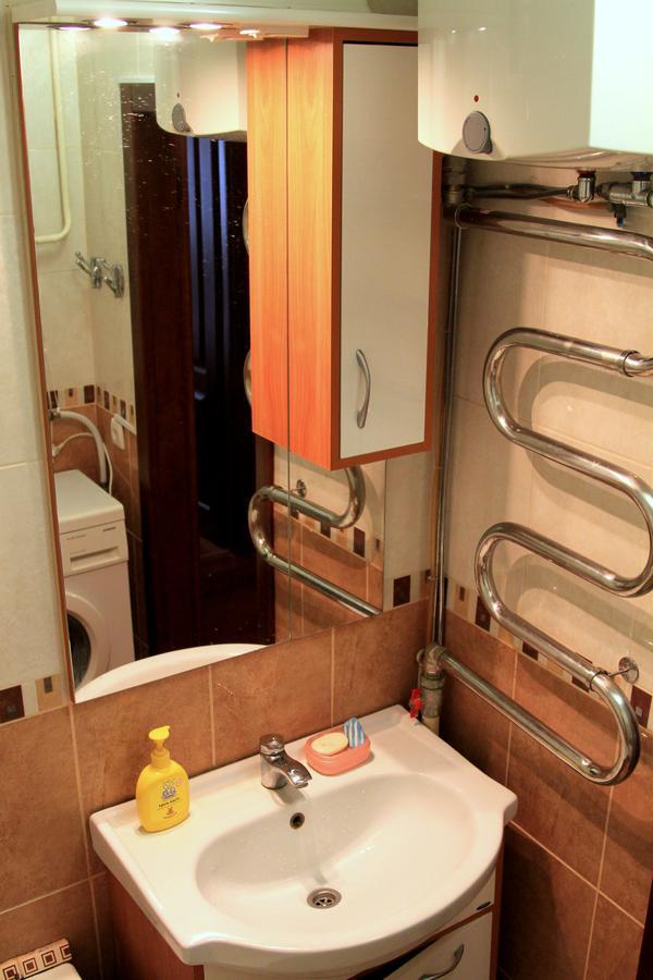 Apartment Near Metro Akademgorodok Kiev Dış mekan fotoğraf