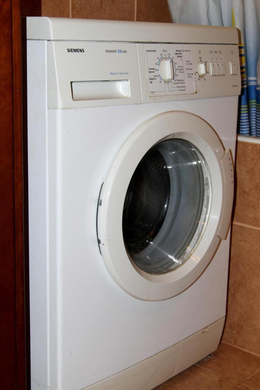 Apartment Near Metro Akademgorodok Kiev Dış mekan fotoğraf